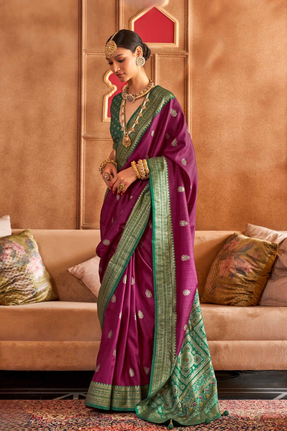 Wine PURE PATOLA Saree