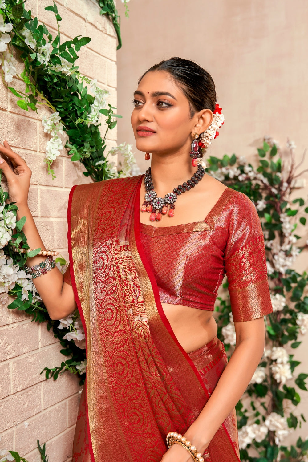 Red PURE DHARMAVARAM WITH ZARI WEAVING Saree