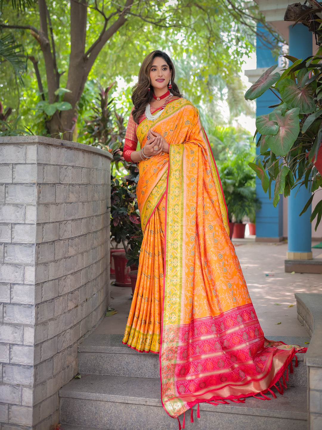 ORANGE BANARASI PATOLA SOFT SILK WITH RICH PALLU AND CONTRAST ZARI BORDER SAREE