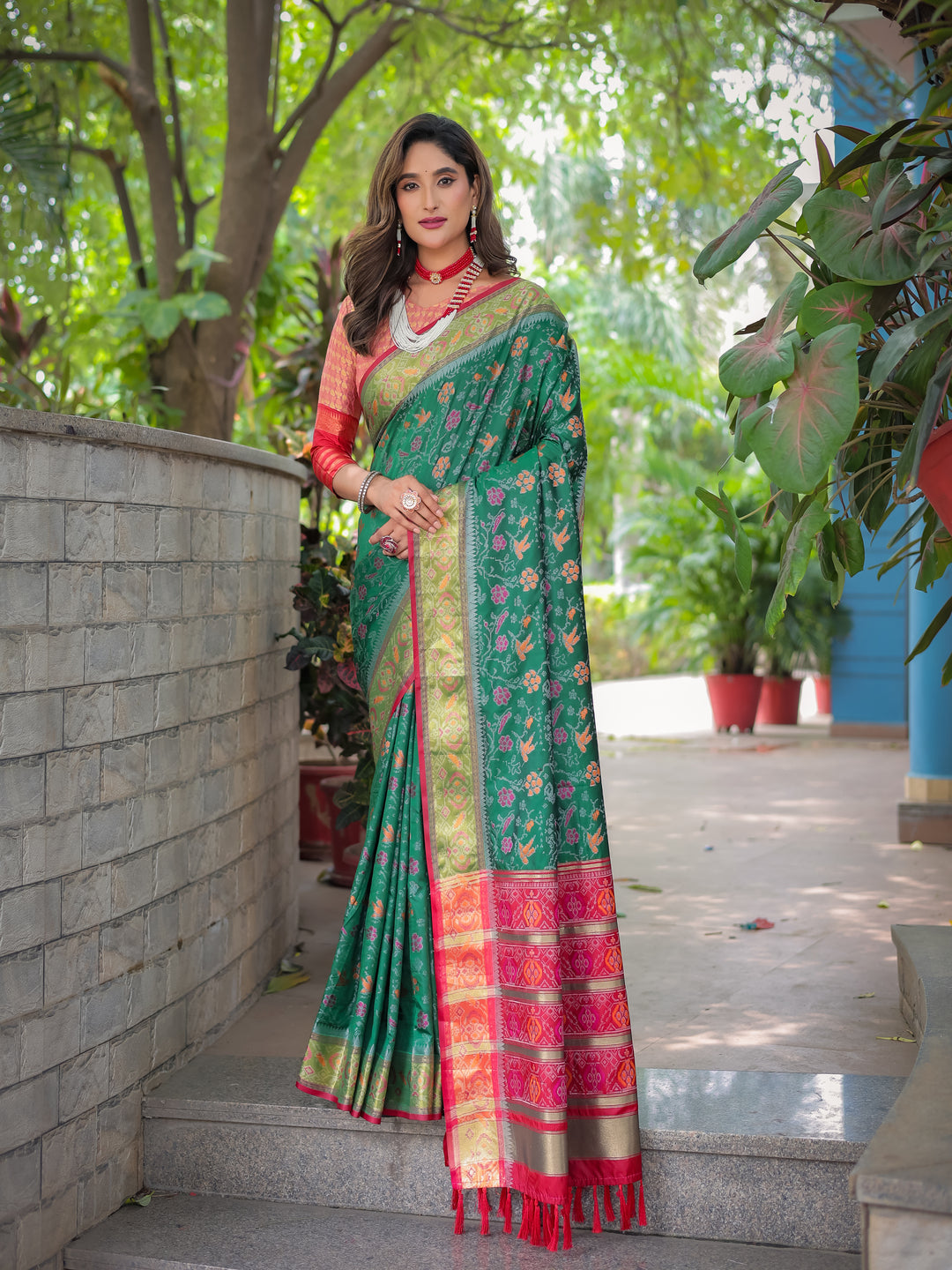 SEAFOAM GREEN BANARASI PATOLA SOFT SILK WITH RICH PALLU AND CONTRAST ZARI BORDER SAREE