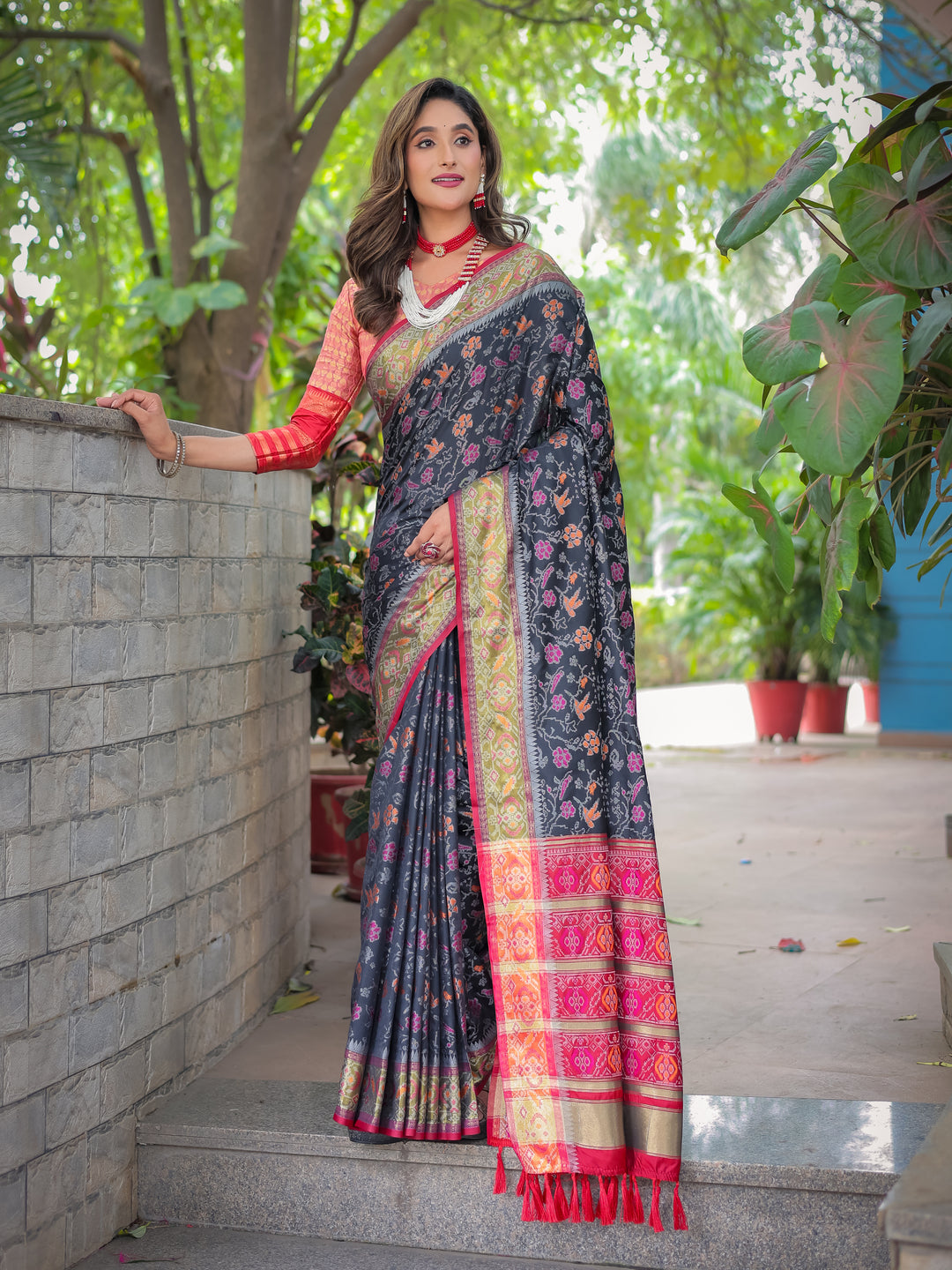 BLACK BANARASI PATOLA SOFT SILK