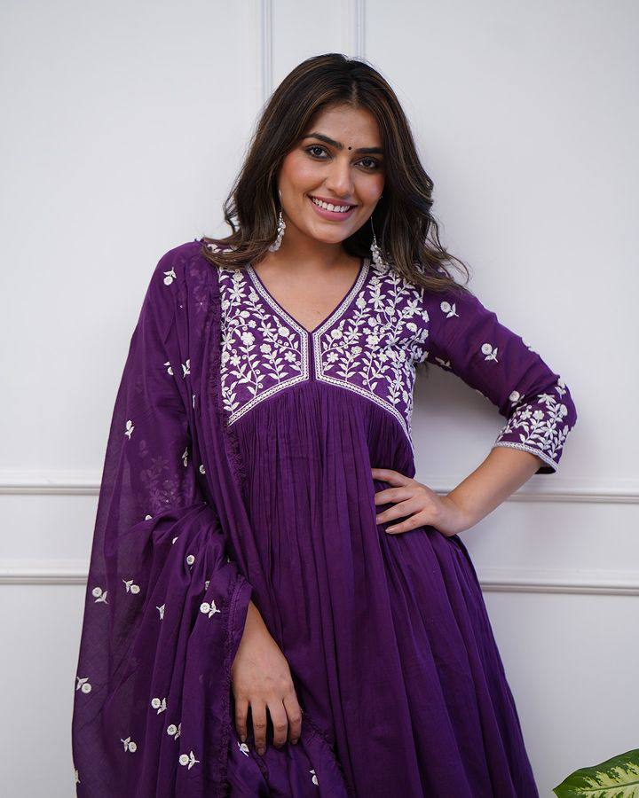 Purple Women Embroidered Vichitra SILK kurta Set