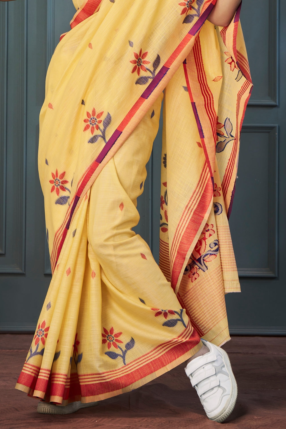 Yellow Handloom Linen with Beautiful Weaving Saree