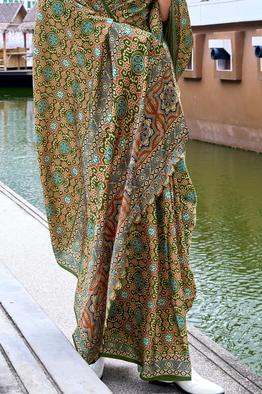 Dark Green Viscose Saree