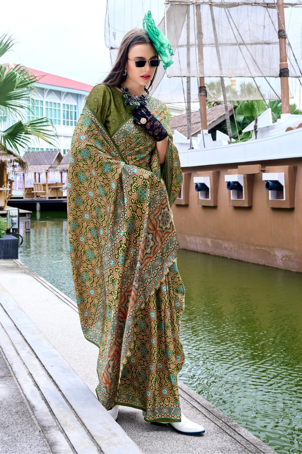 Dark Green Viscose Saree