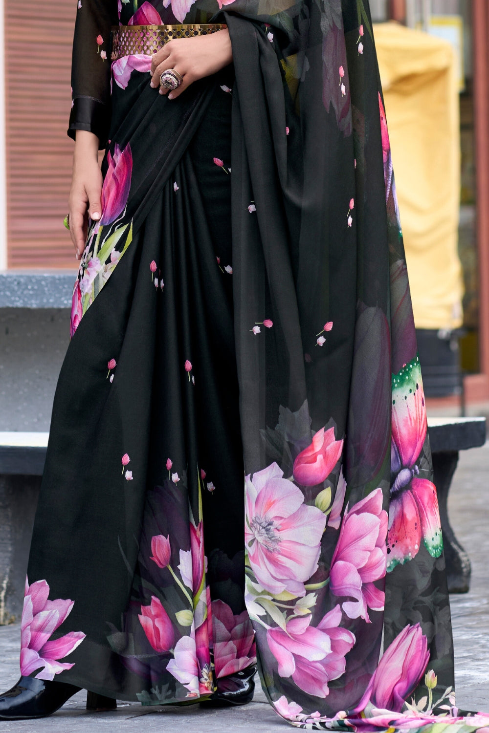 Black Pure Georgette Saree With Exclusive Print Saree