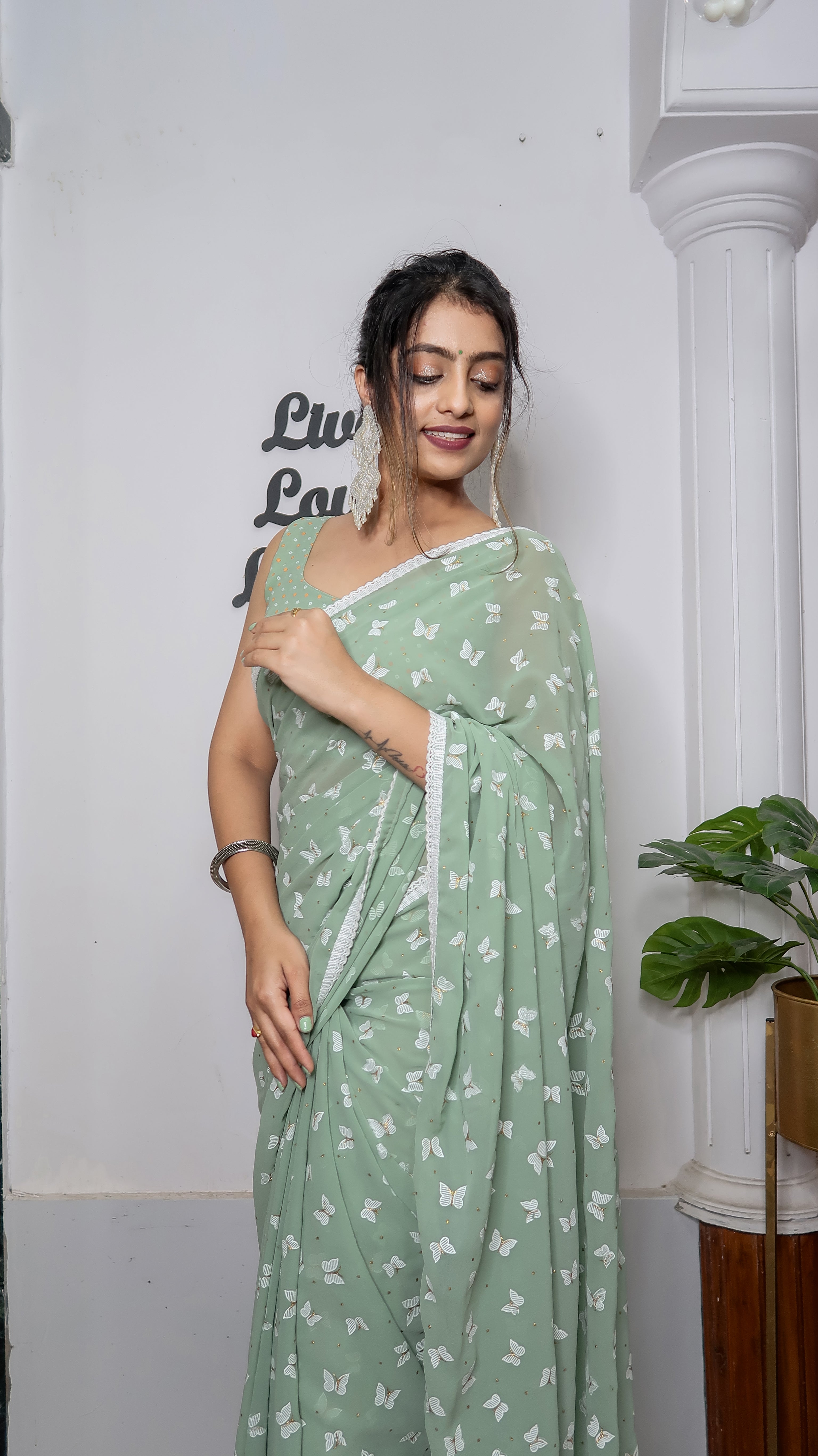 GREEN Georgette Saree With Satin Benglori Blouse