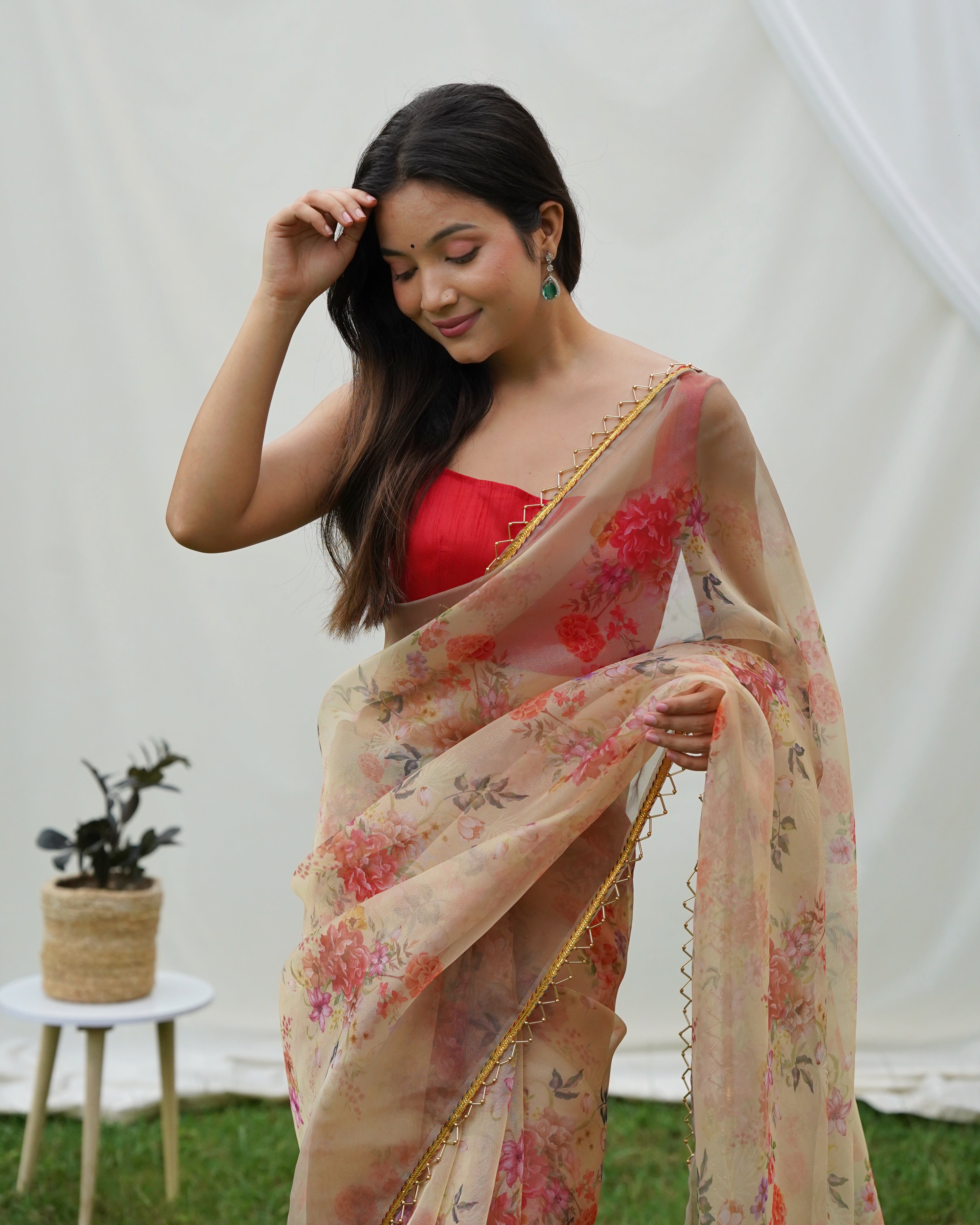 Shanya Organza Saree With sattin benglori Blouse