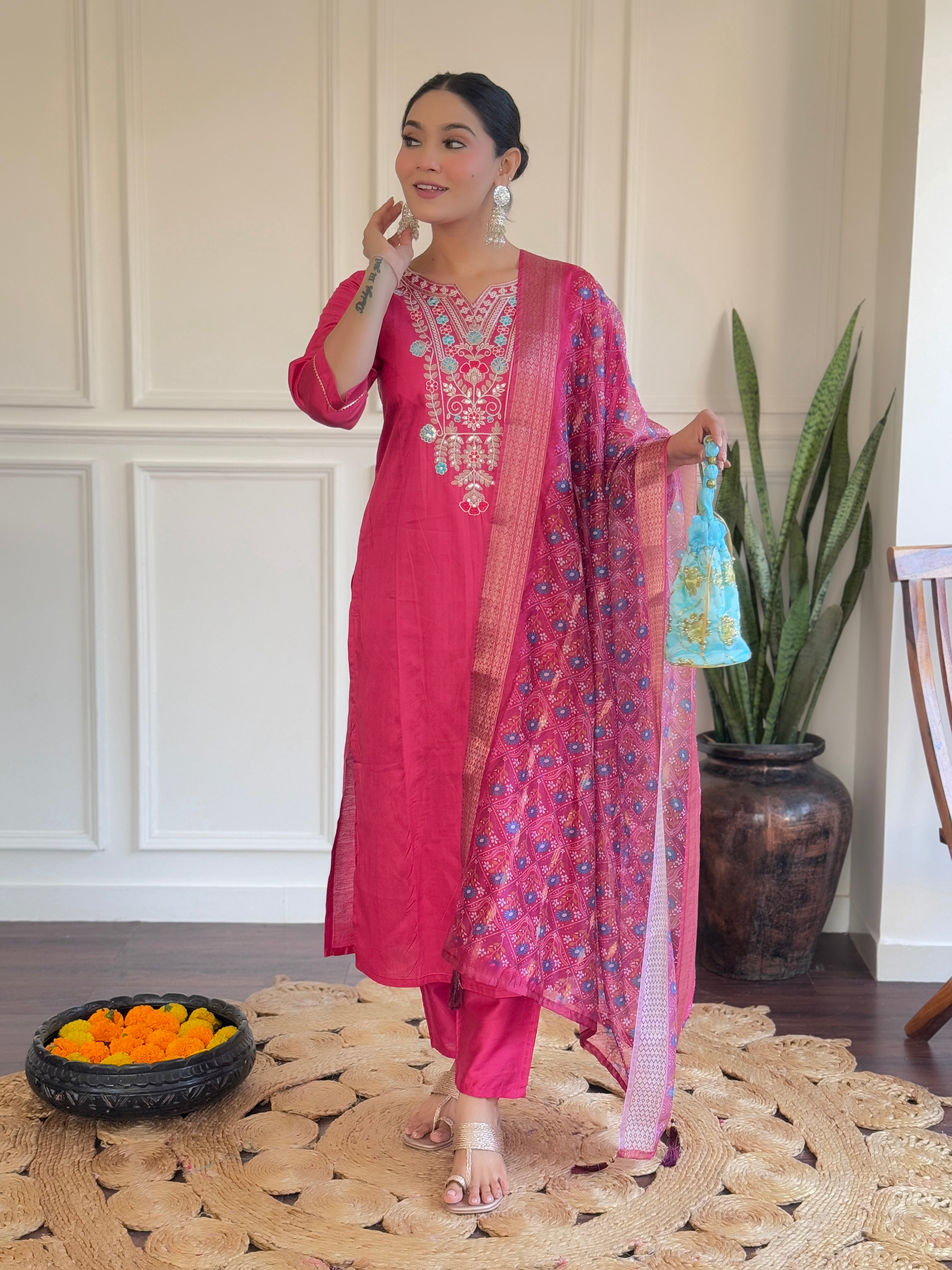 Pink Women Embroidered Chanderi & Organza Butti Duppata Set