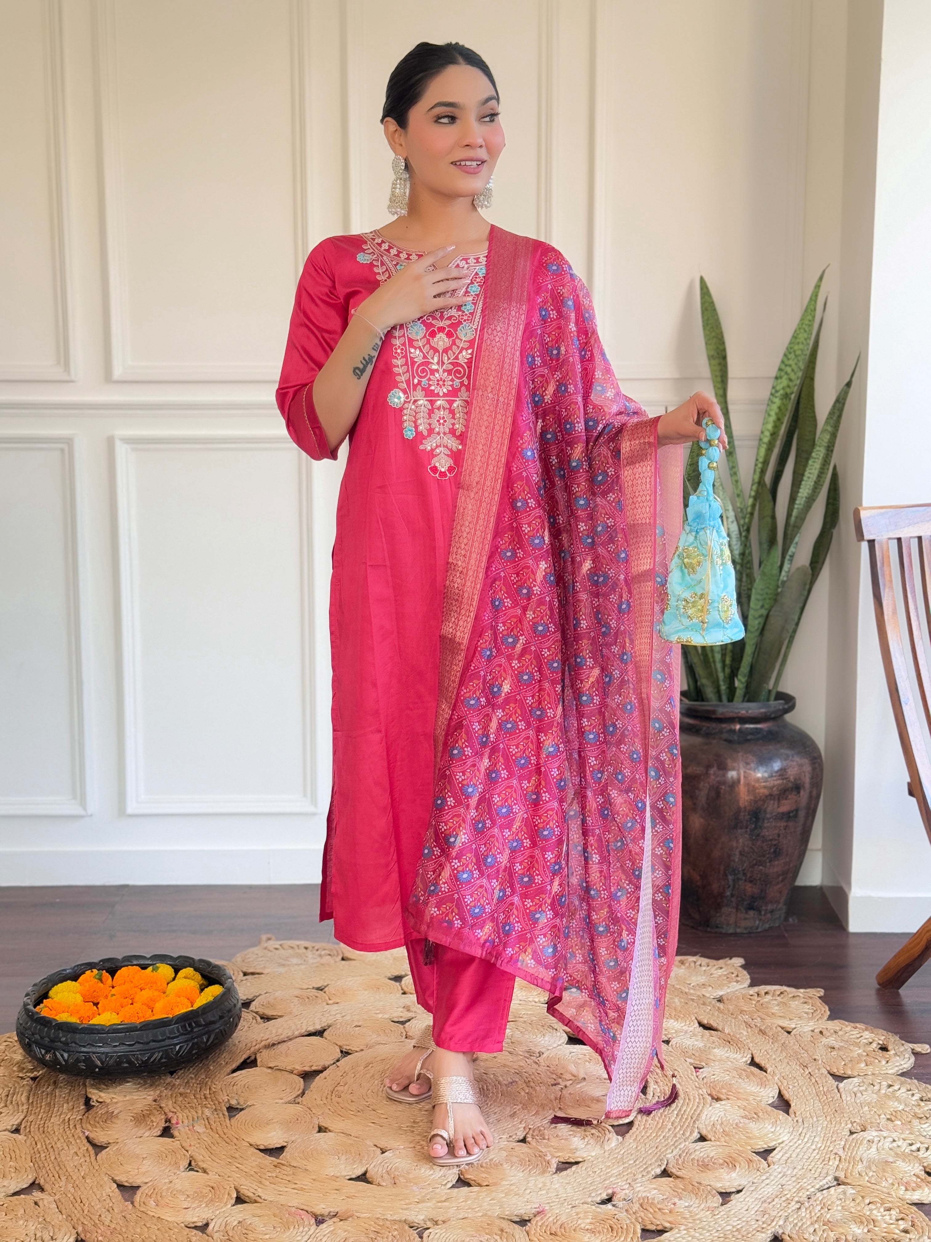 Pink Women Embroidered Chanderi & Organza Butti Duppata Set