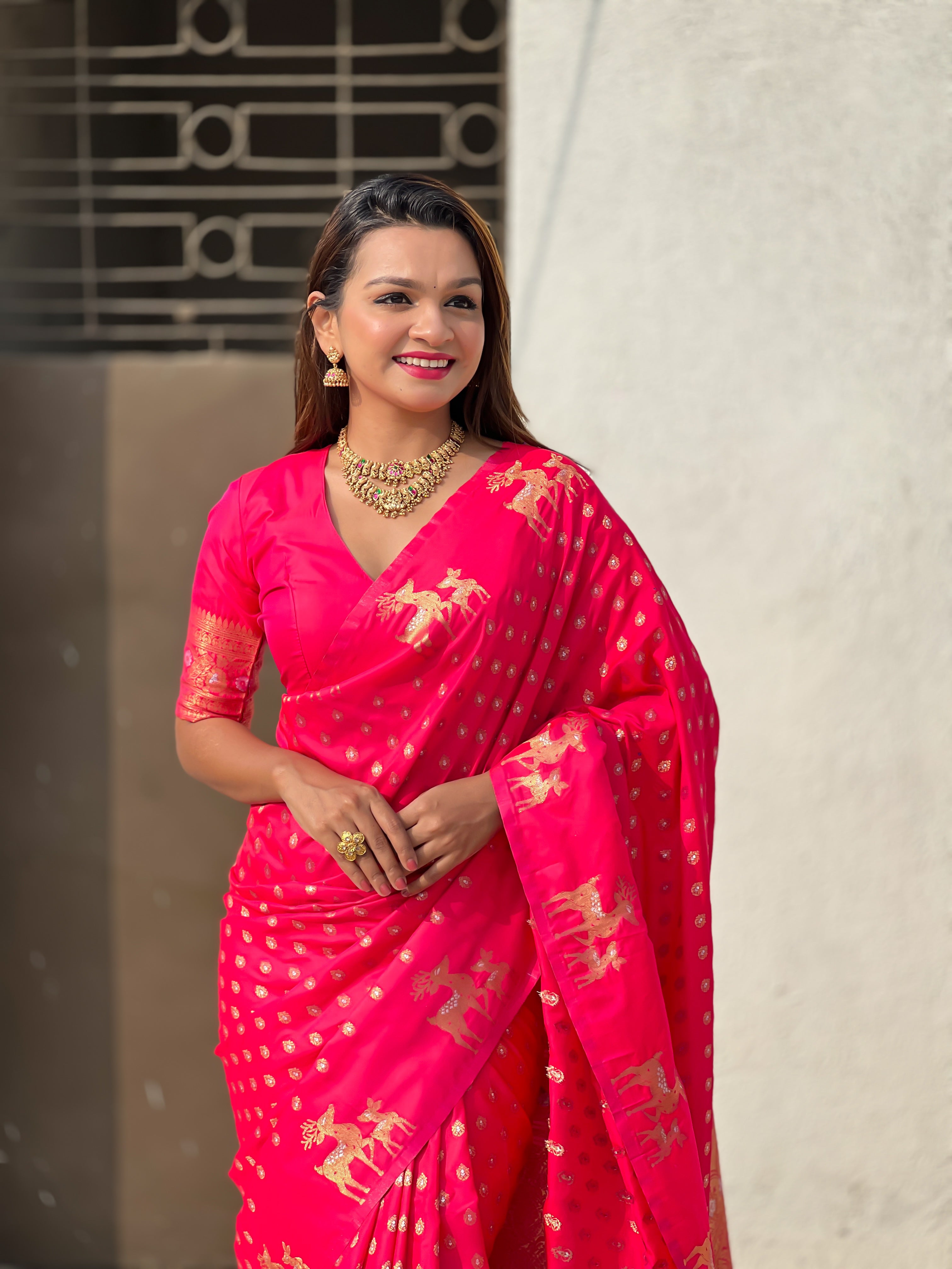 PINK SOFT SILK WITH DUAL ZARI MOTIFS SAREE