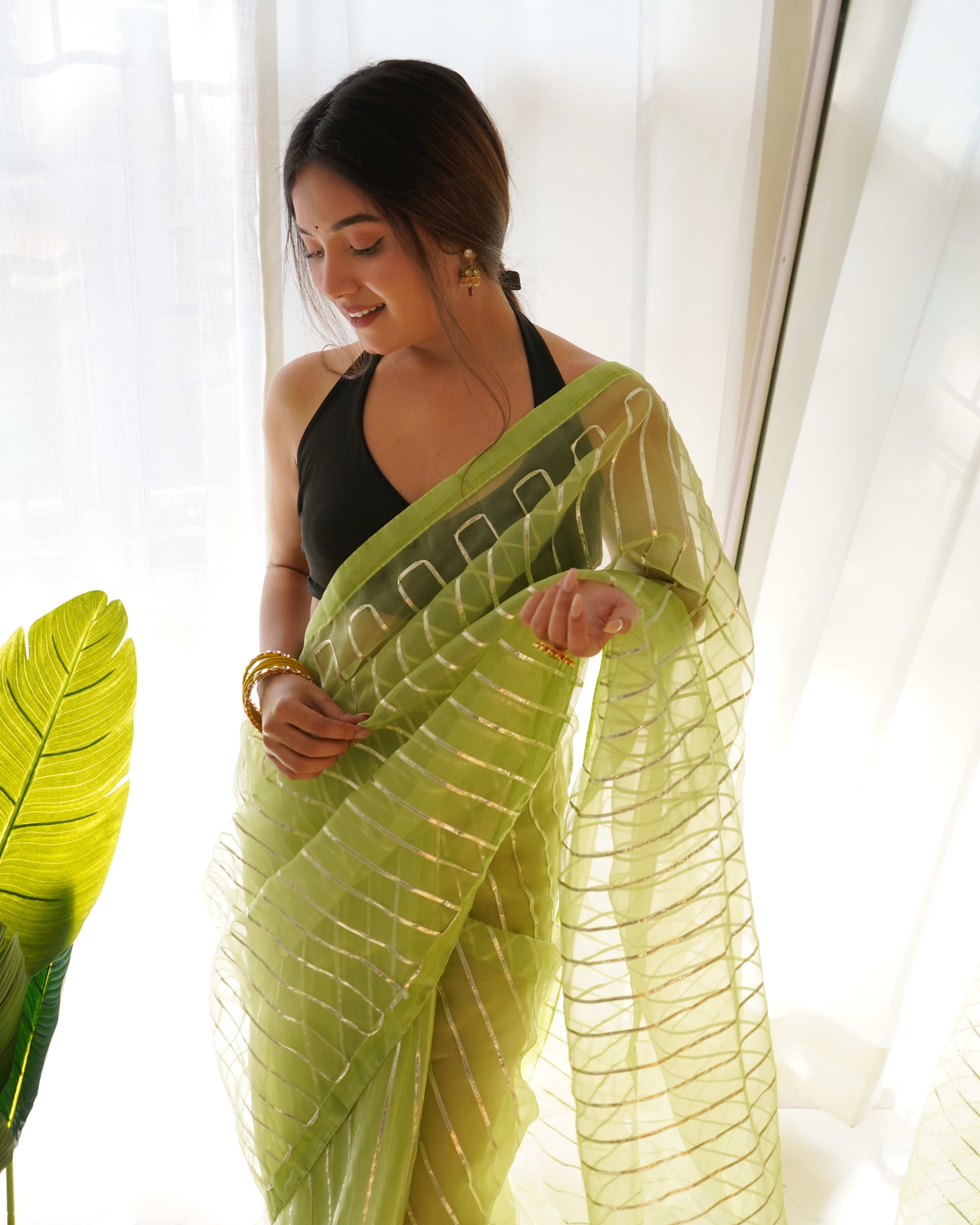 GREEN Organza Silk Saree With Sattin Benglori Blouse