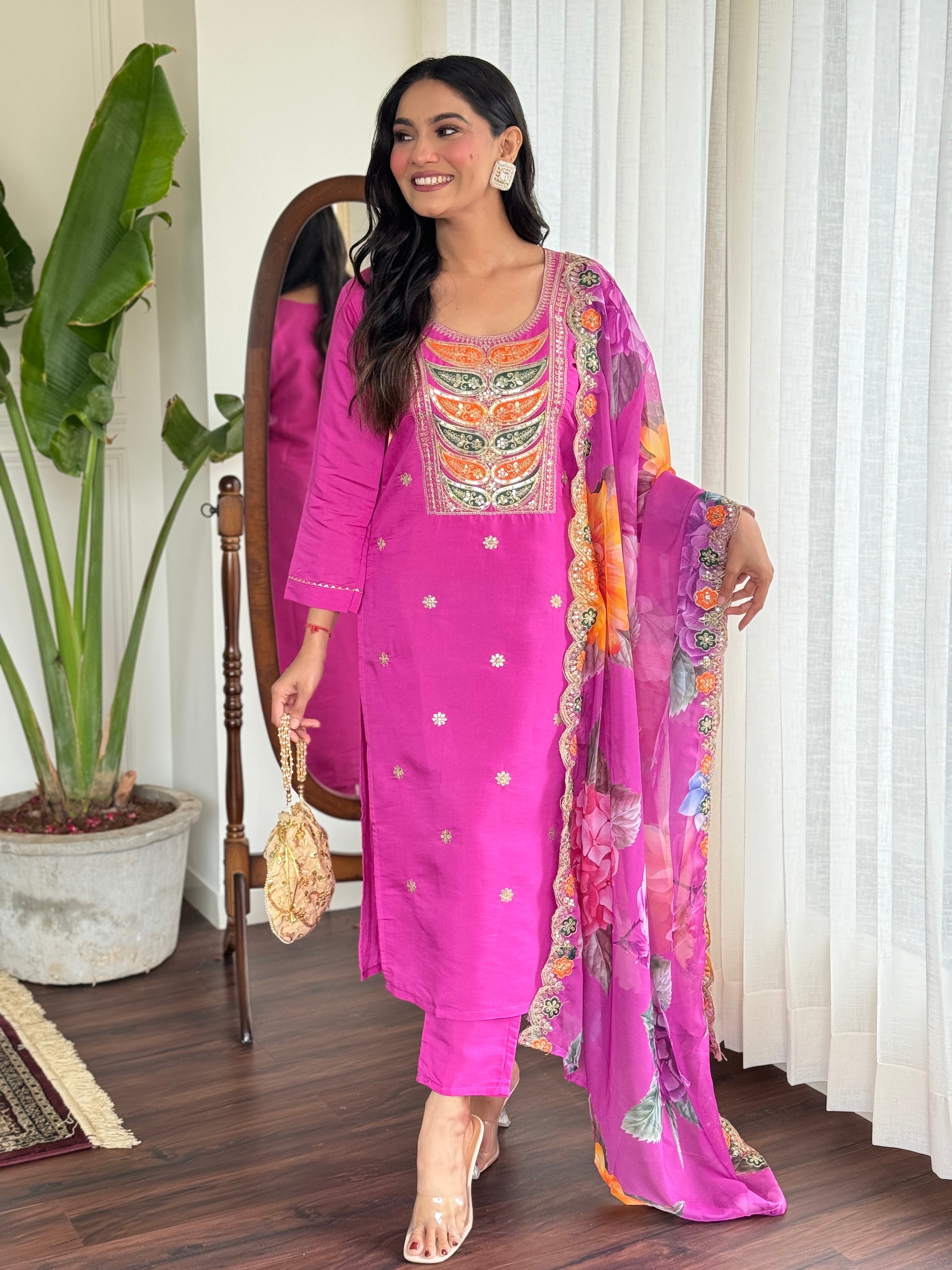 Pink Women Embrodairy Stright Kurta Set