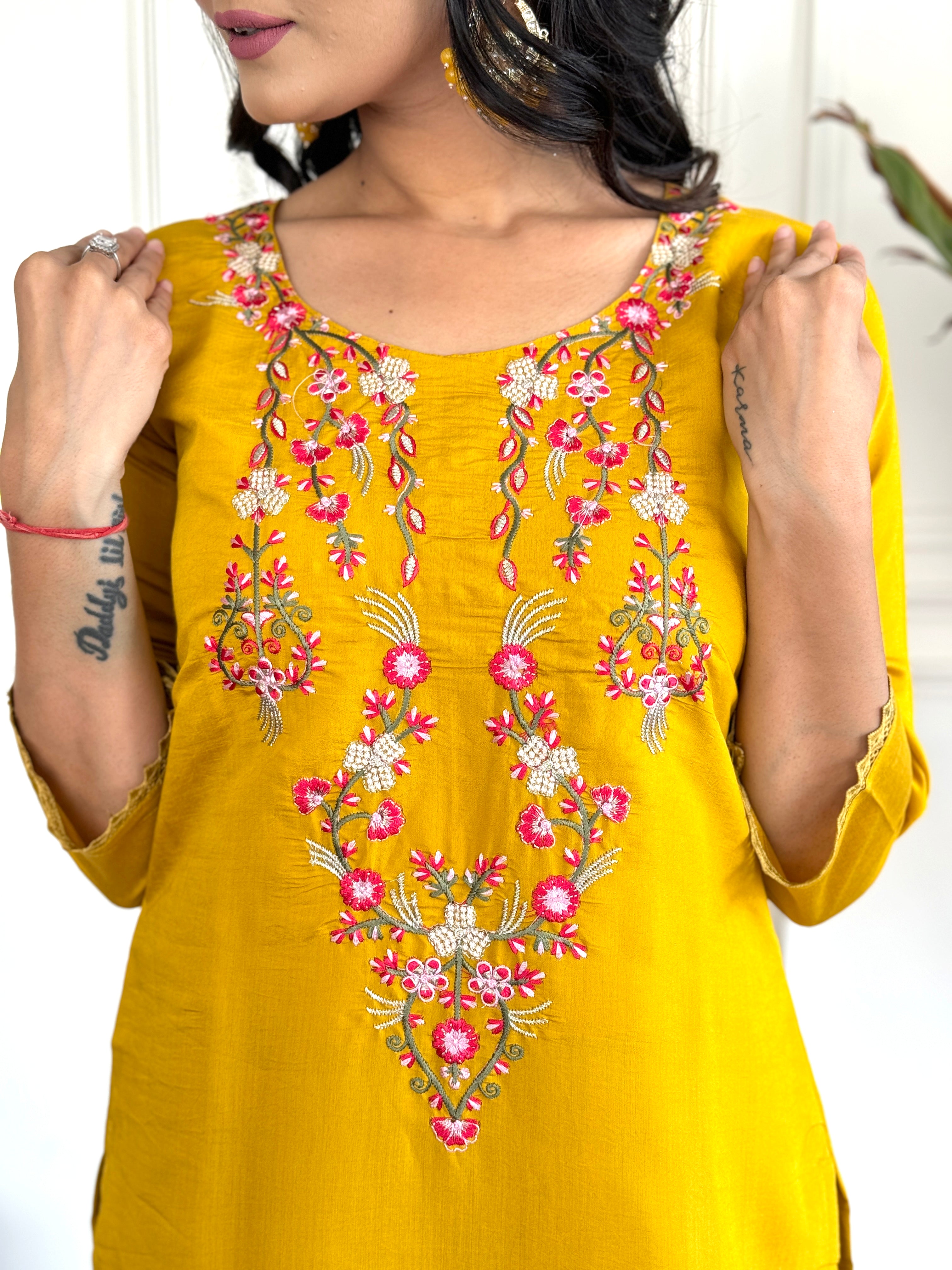 Yellow Women Embroidered Chanderi kurta set