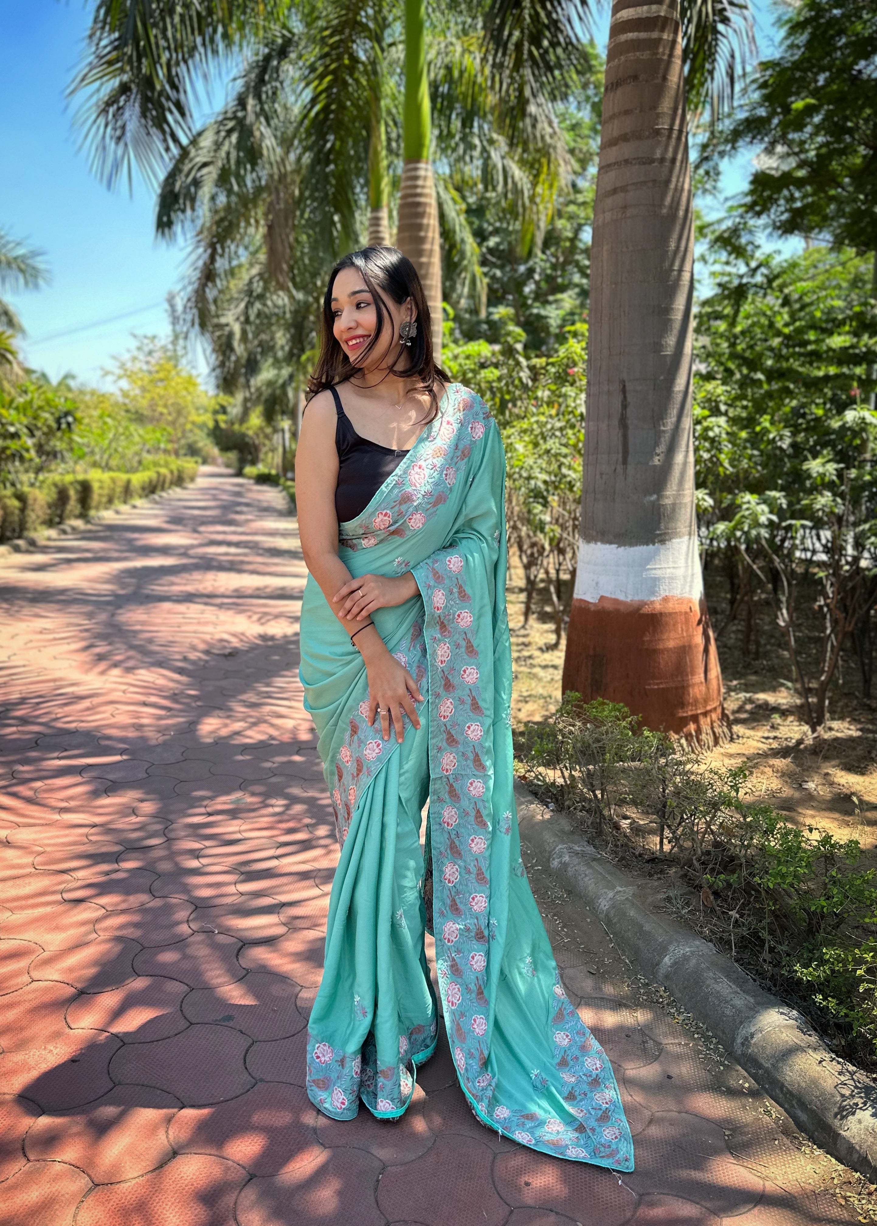 GREEN simmer Saree With Satin Banglori Blouse