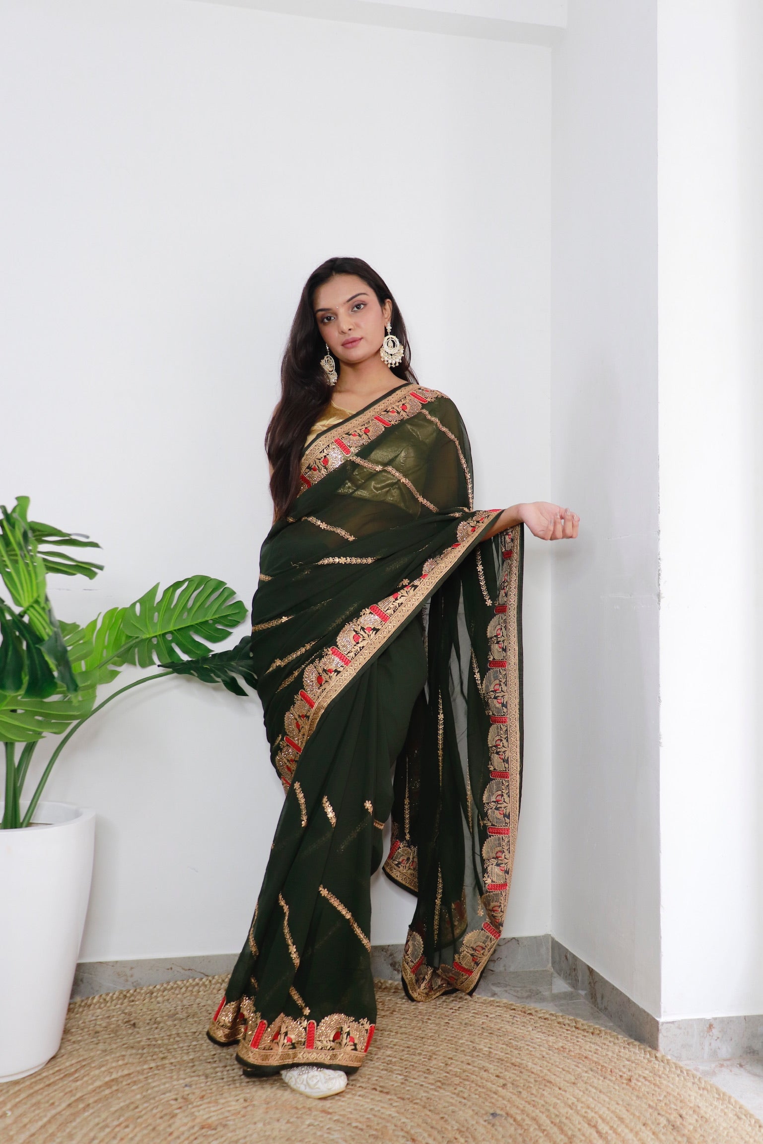 GREEN Georgette Saree With Satin Benglori Blouse