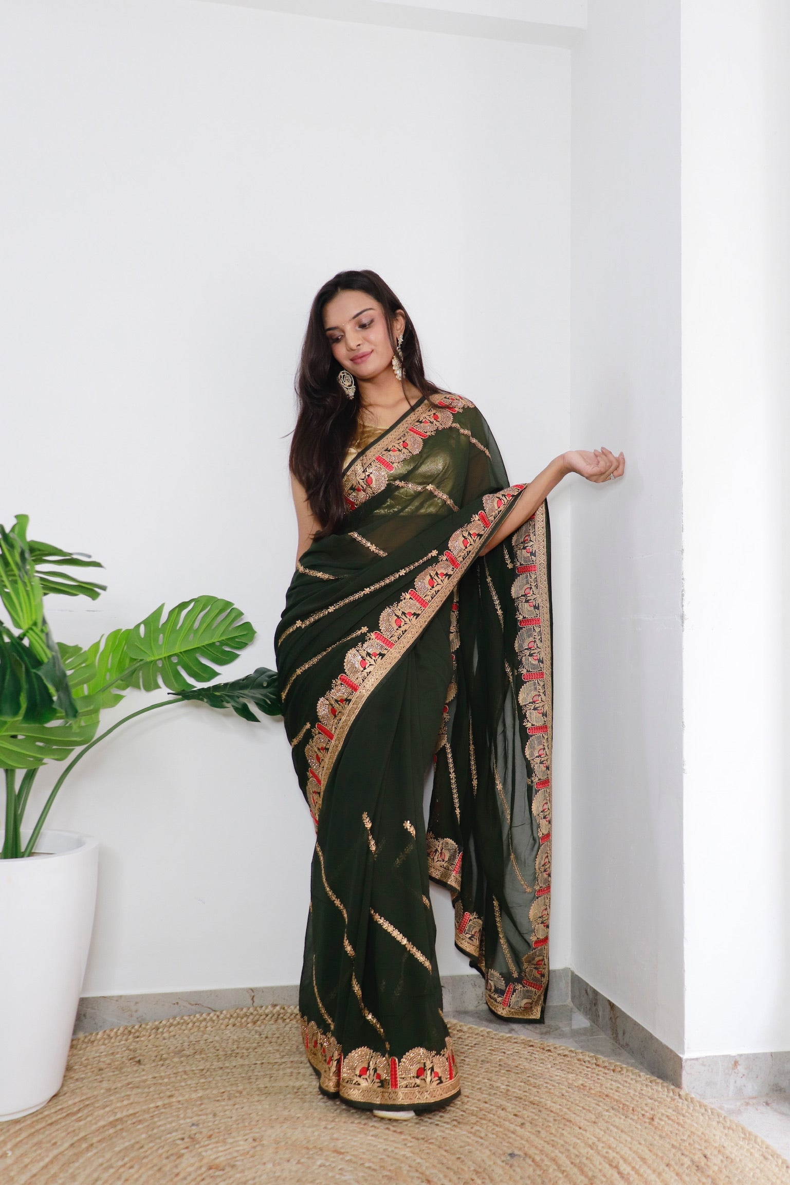 GREEN Georgette Saree With Satin Benglori Blouse