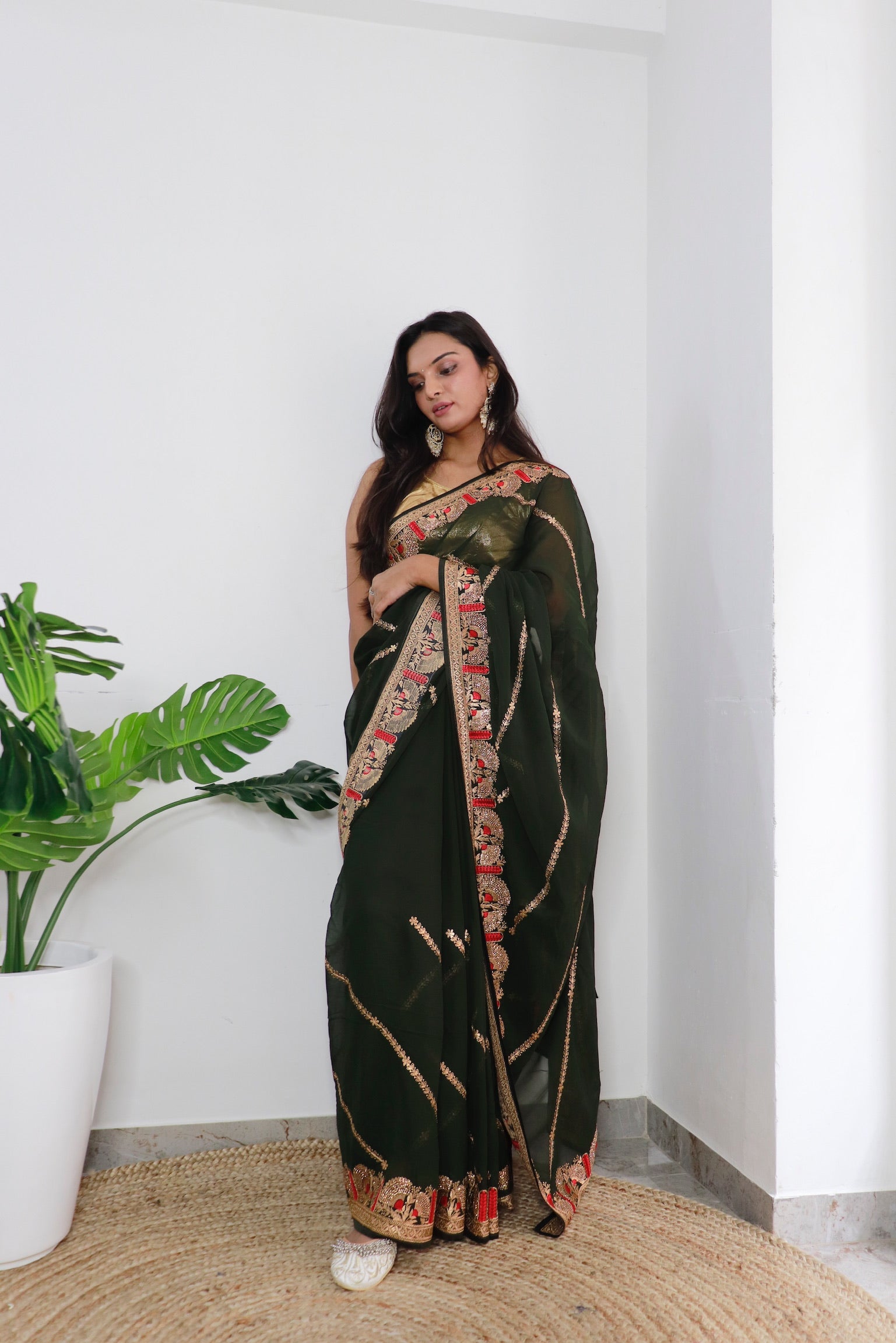 GREEN Georgette Saree With Satin Benglori Blouse