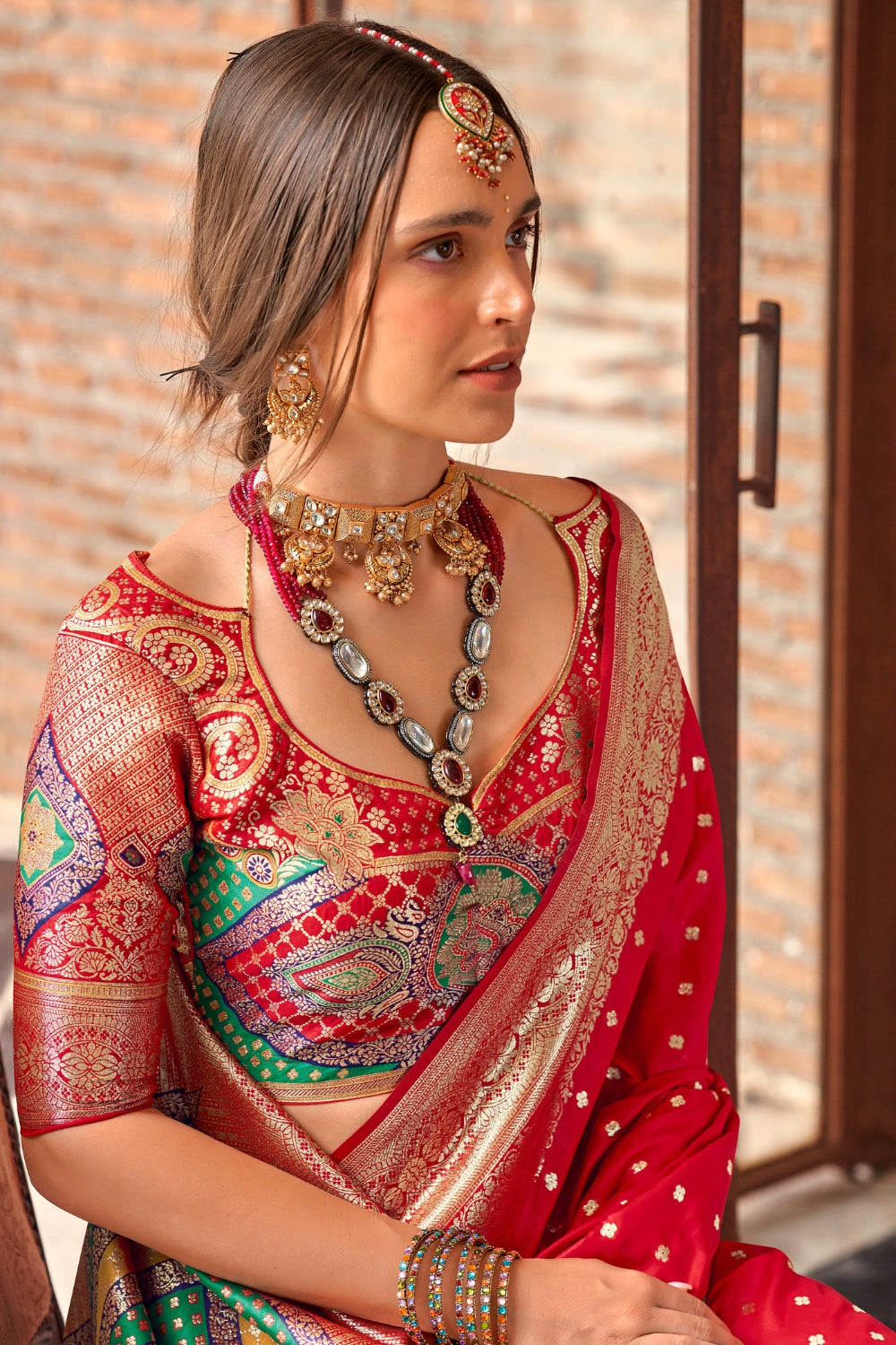 Bright Red Soft Silk With Beautiful Border Weaving Saree