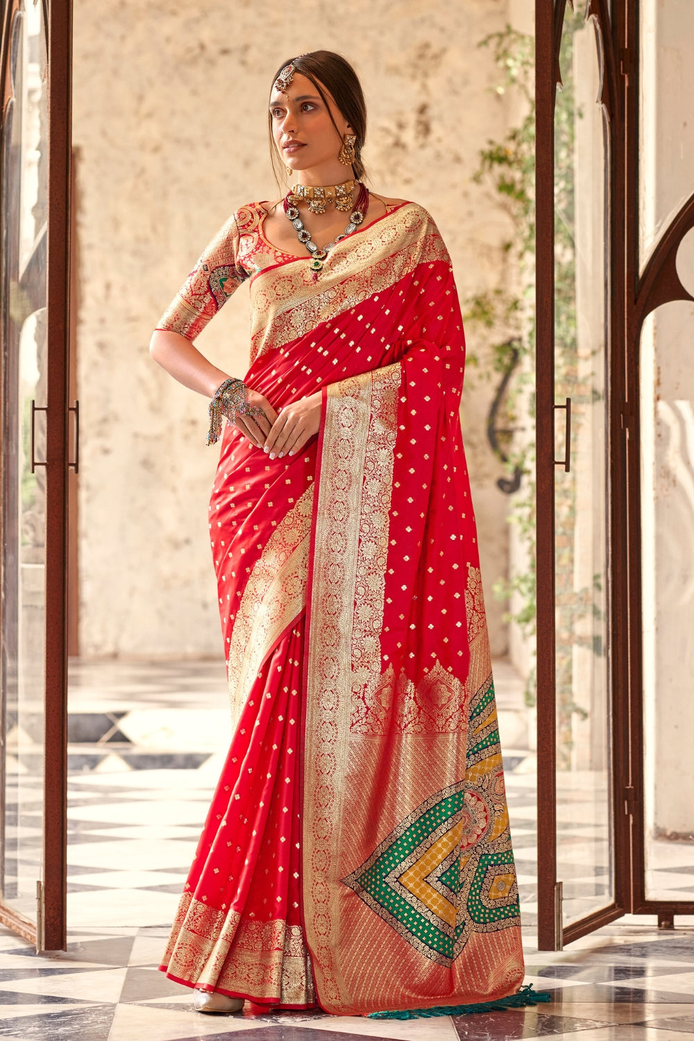 Bright Red Soft Silk With Beautiful Border Weaving Saree