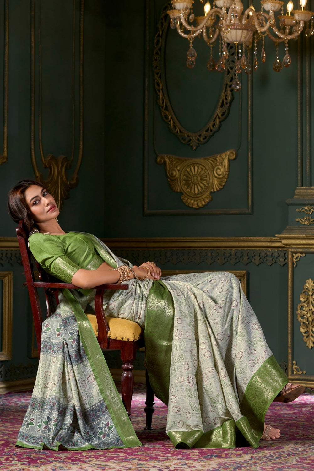 Green Soft Silk Fabric With Foil Print Saree