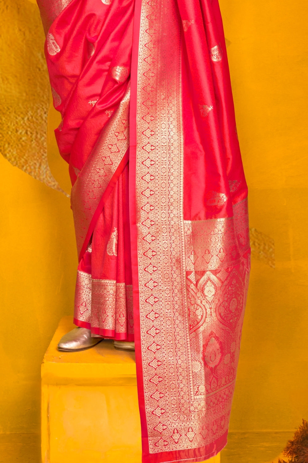 Pink Handloom Weaving Silk Saree