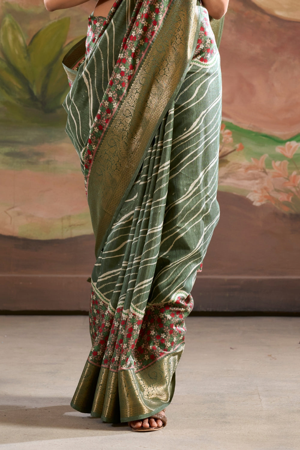 Dark Green Cotton With Digital Print Saree