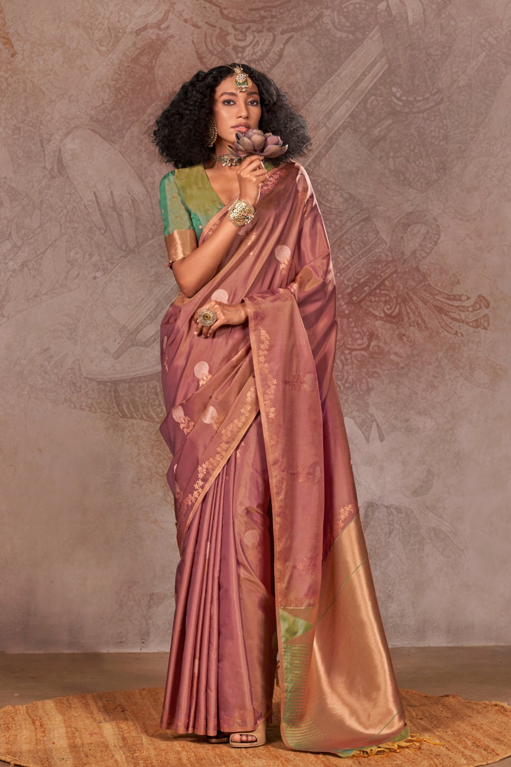 Mauve Handloom Weaving Silk Saree