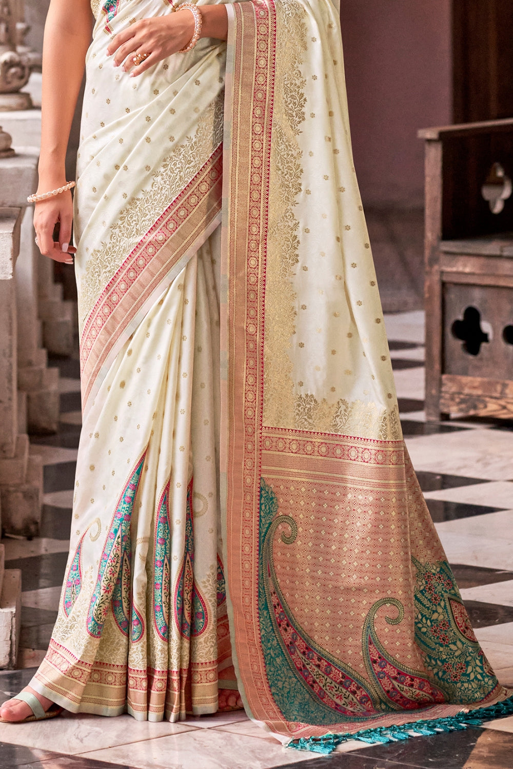 White Soft Banarasi Silk Saree