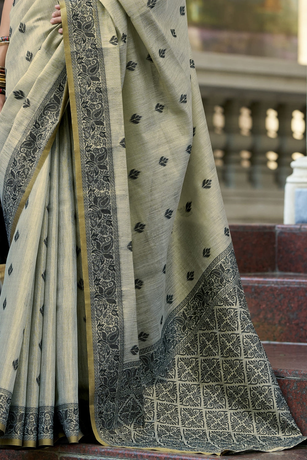 Grey Linen Tissue Silk Saree