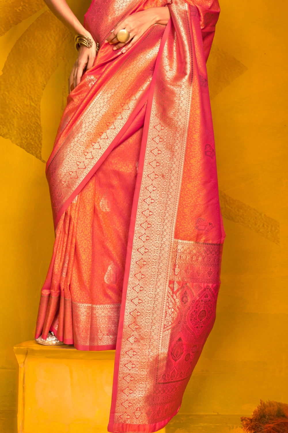 Orange Handloom Weaving Silk Saree