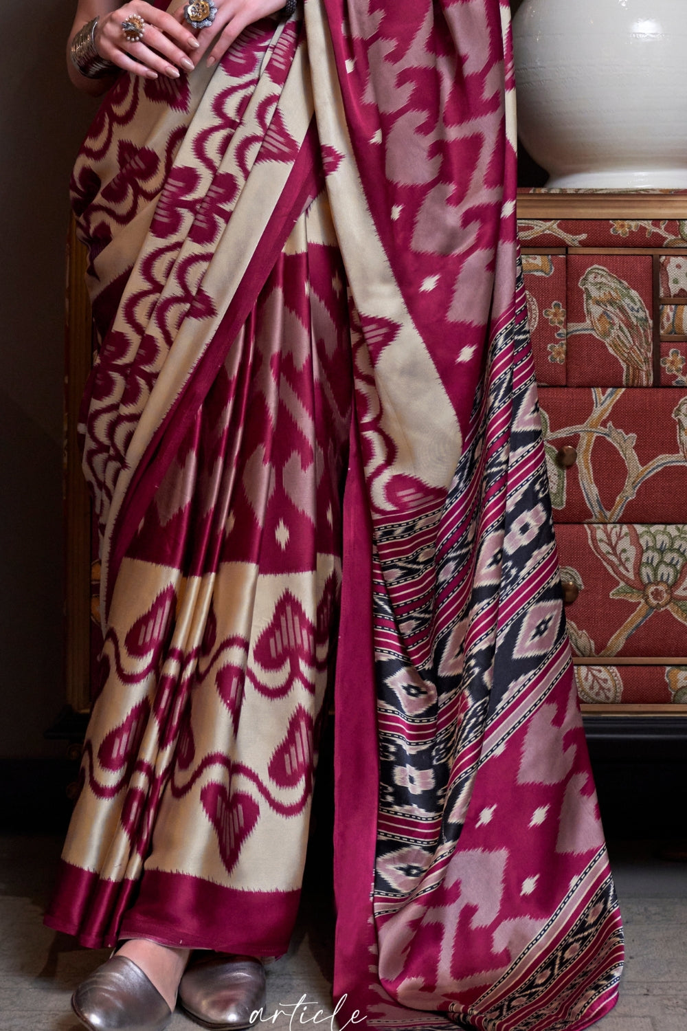 CREAM & MAROON SATIN CREPE SAREE