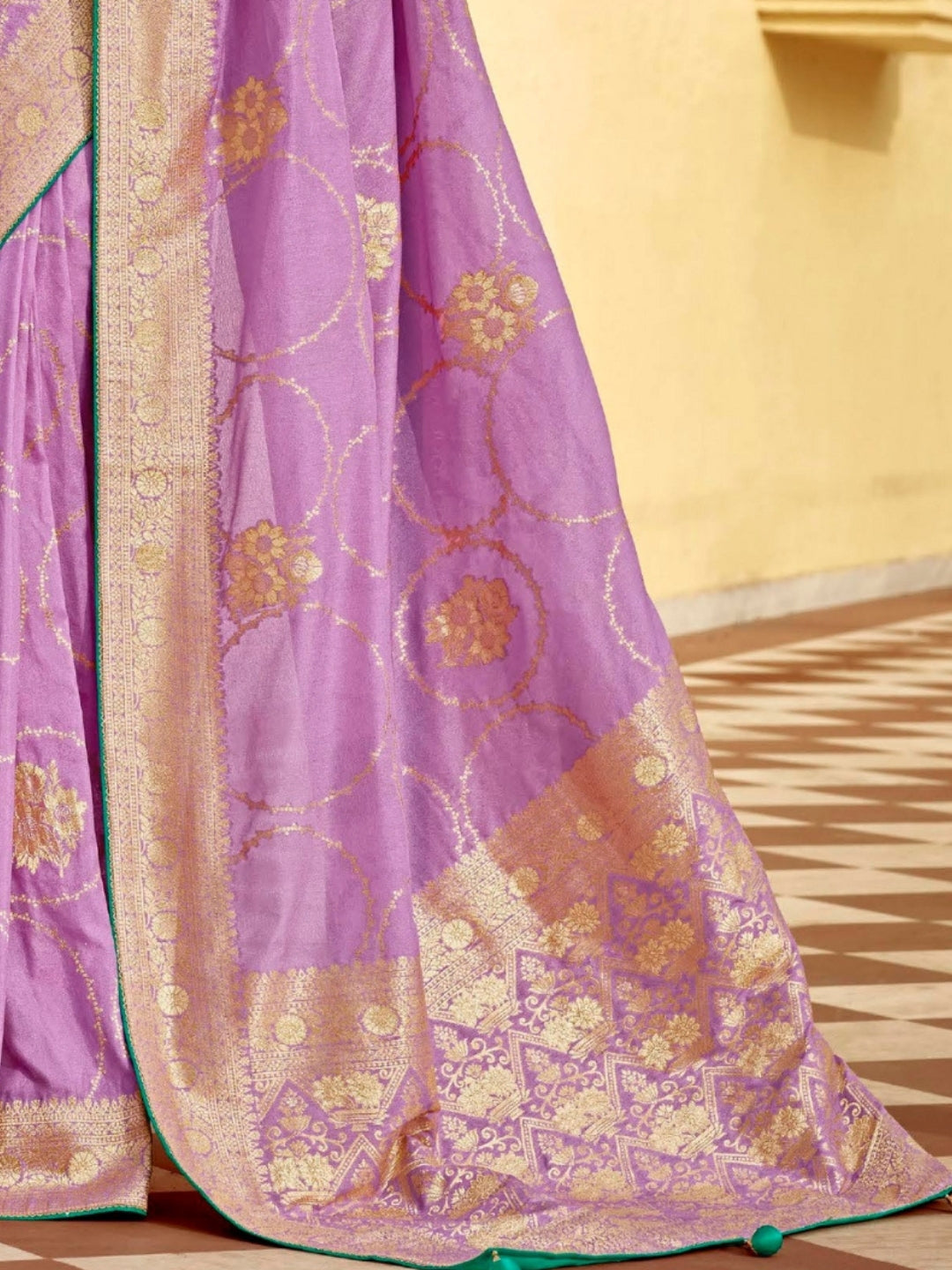 Violet Khaddi Banarasi Saree