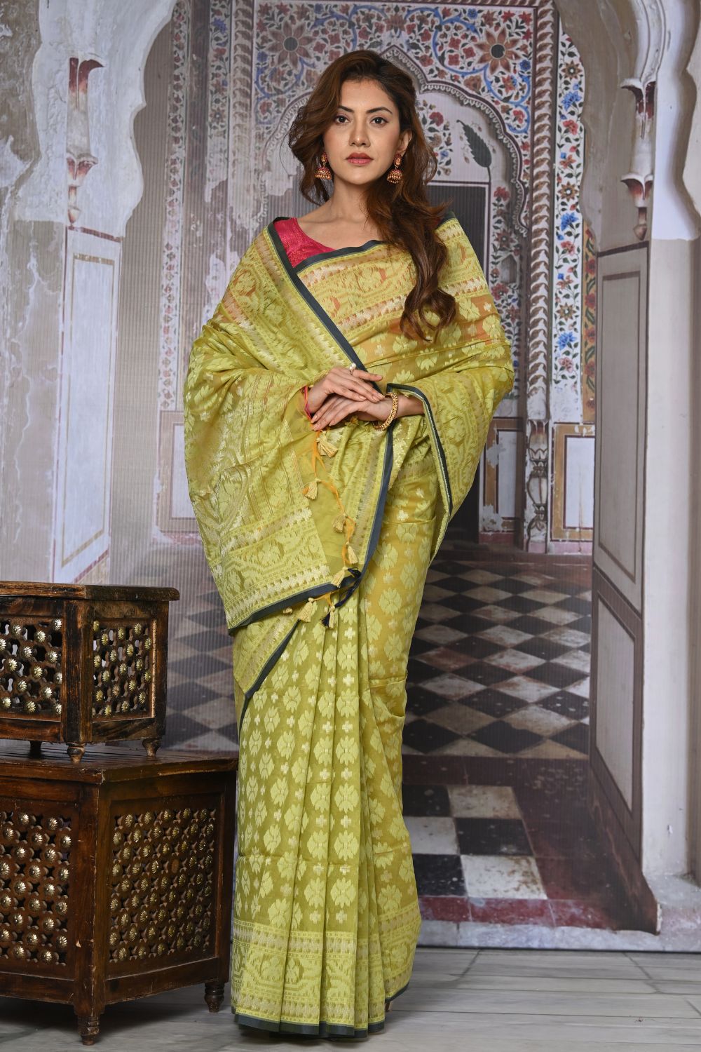 Buy Pink Katan Habutai Silk Saree With Blouse Piece Nitaraa