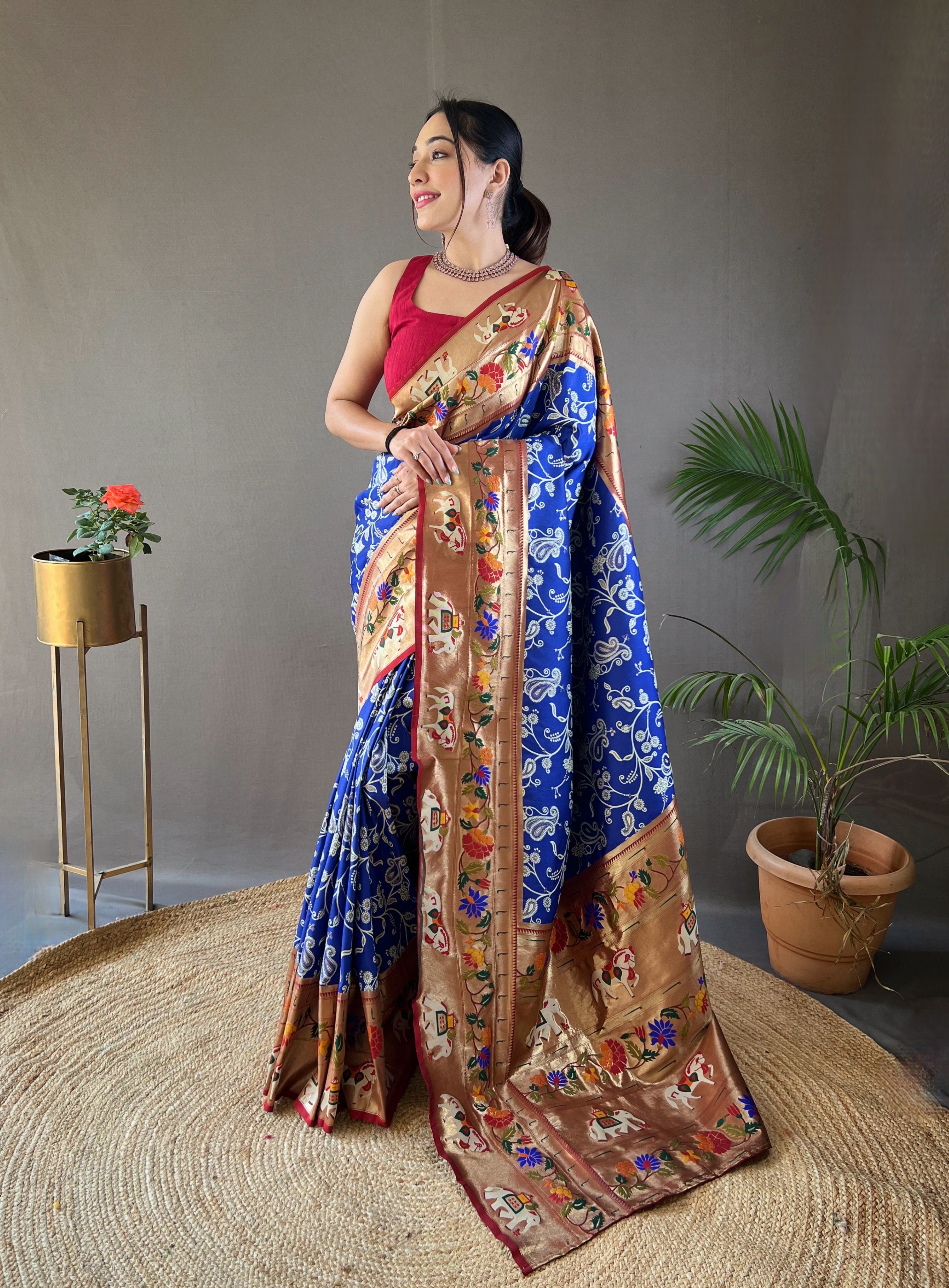 VOILET Lucknowi Weaving SAREE