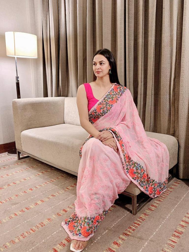 Pink Georgette Saree With Satin Benglori Blouse