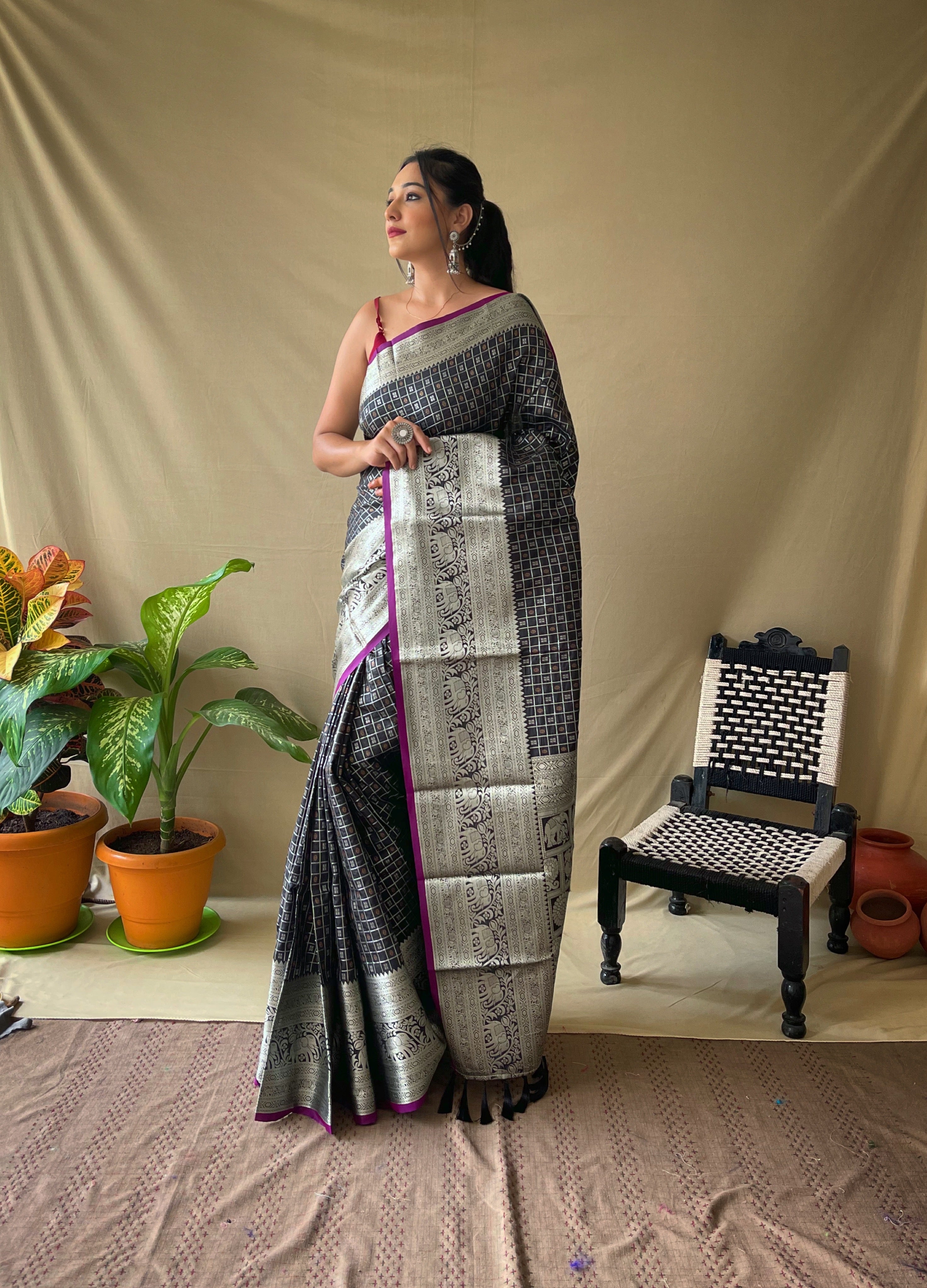 BLACK Soft litchi silkSAREE