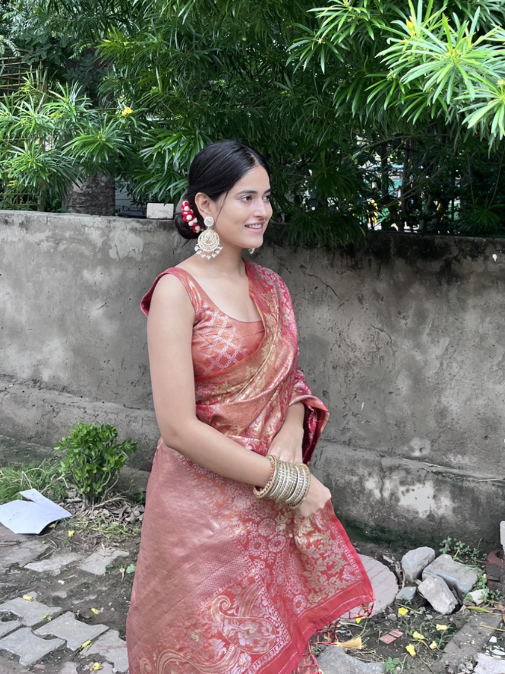 ira sharma in Orange Zari based Silk Saree With Blouse Piece