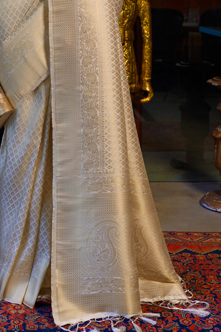 Golden Woven Kanjivaram Silk Saree – Ethnos