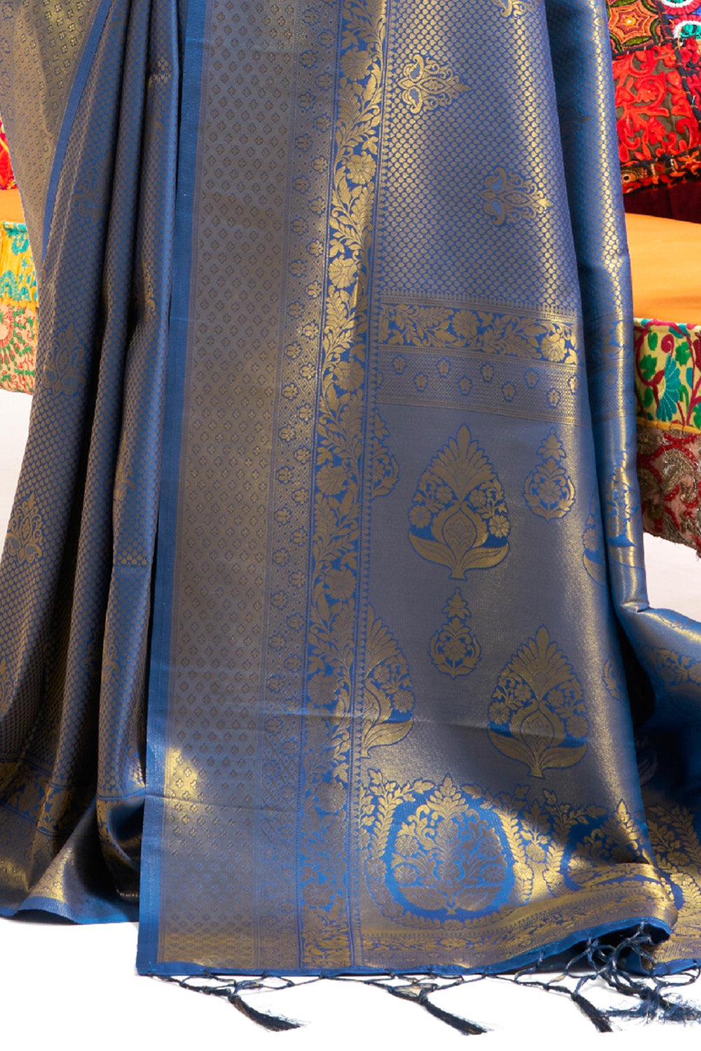 Buy Teal Silk Blend Saree Nitaraa