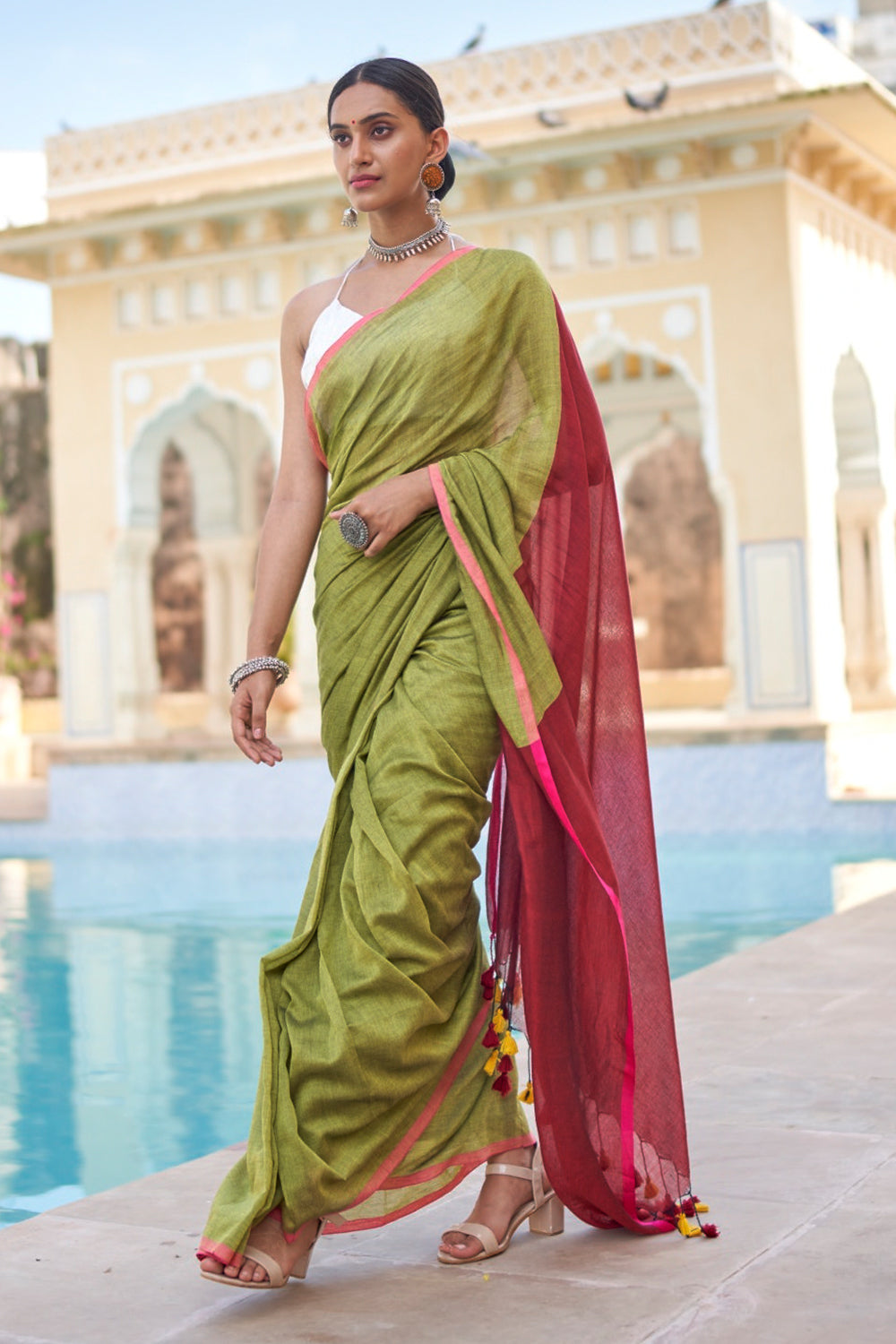 Red And Green Mulmul Cotton Saree