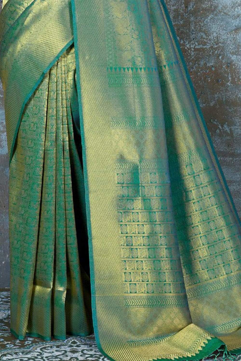 Buy Green And Pink Patola Saree Nitaraa